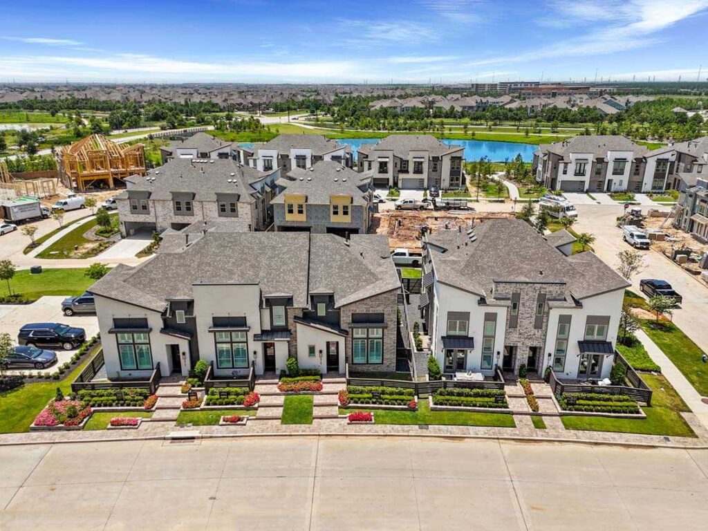 Aerial photo of houses in Bridgeland Central for the Highland Homes Fort Bend Texas Home Builders Page